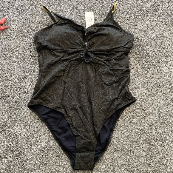 Swim - Picture 1 of 4